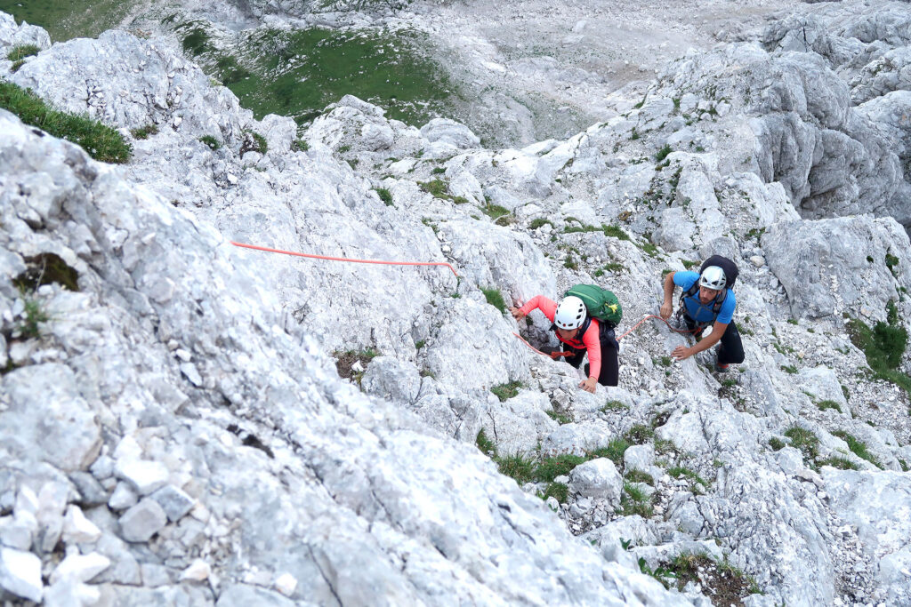 Kratka nemška smer v Triglavu z gorskim vodnikom