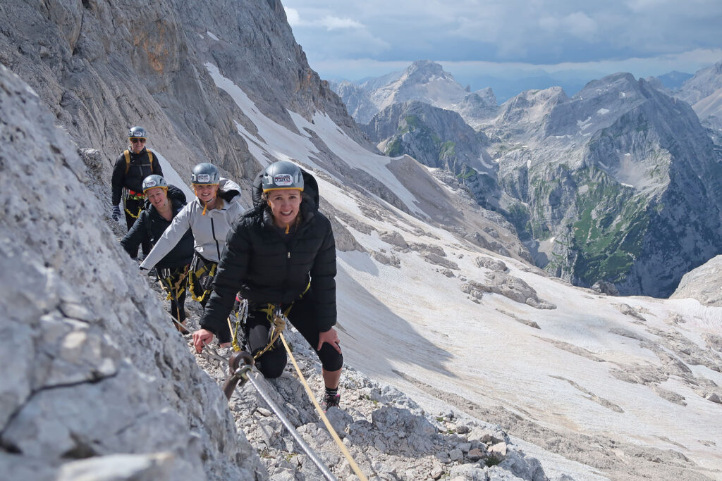 Vodeni skupinski vzponi na Triglav iz doline Krme