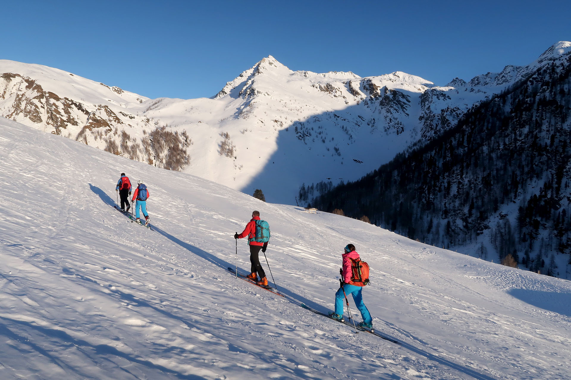 Ski touring course with Kofler sport in Austrian mountains