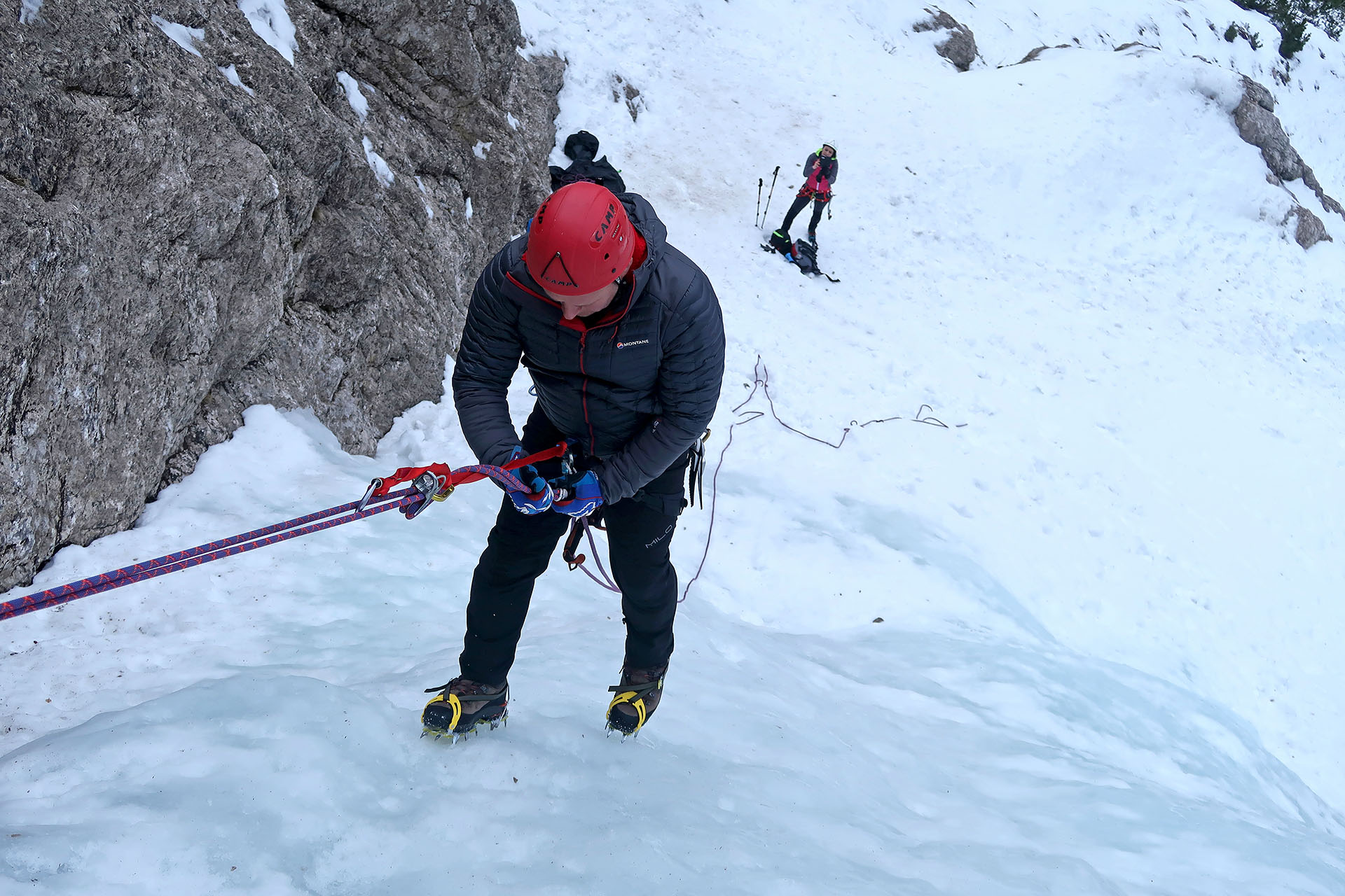 Ice climbing course for beginners