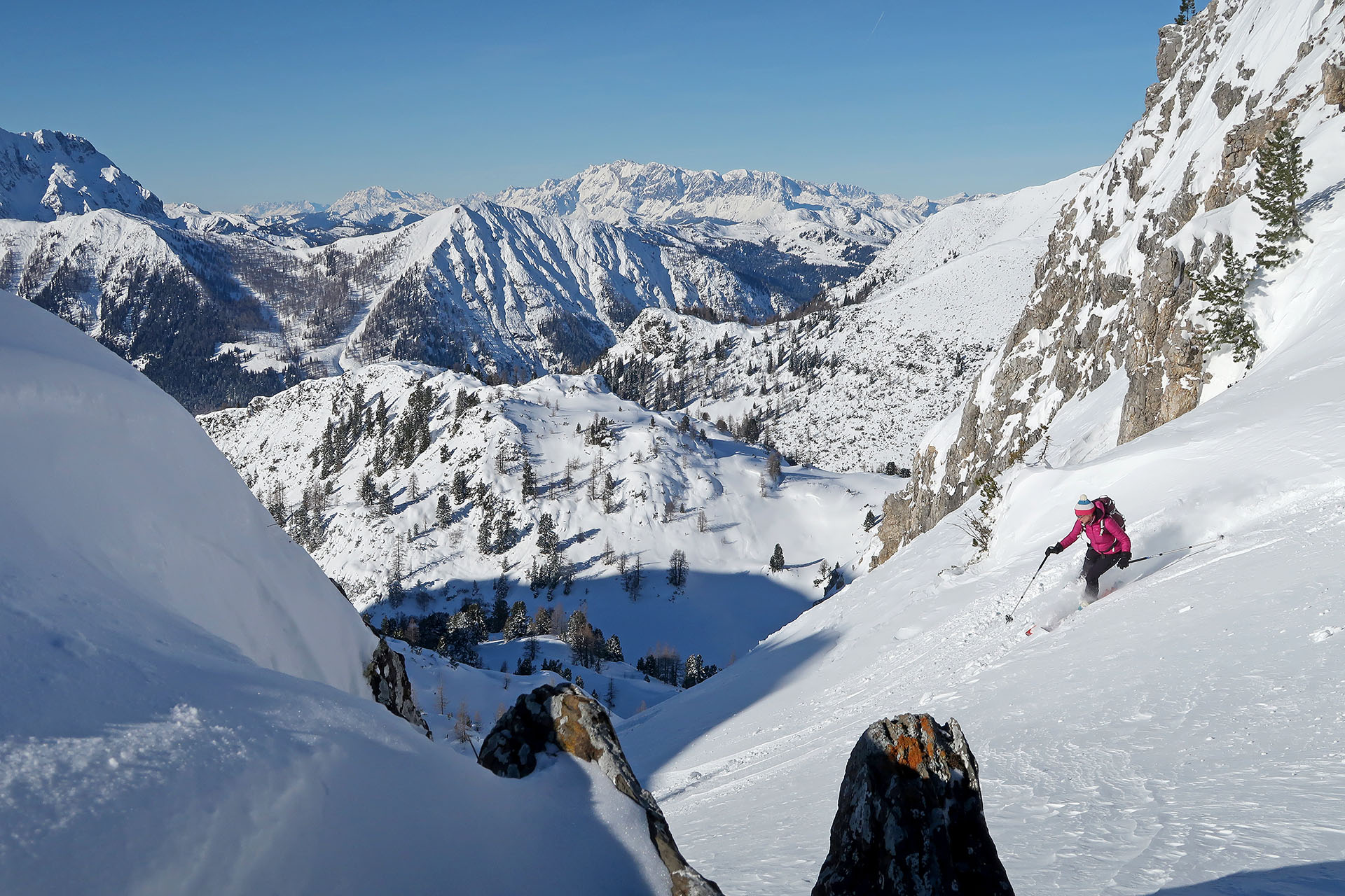 Private guided ski touring tours in Slovenia, Austria and Italy.