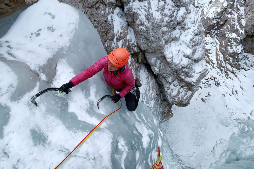 Ledno plezanje po slapovih v Sloveniji