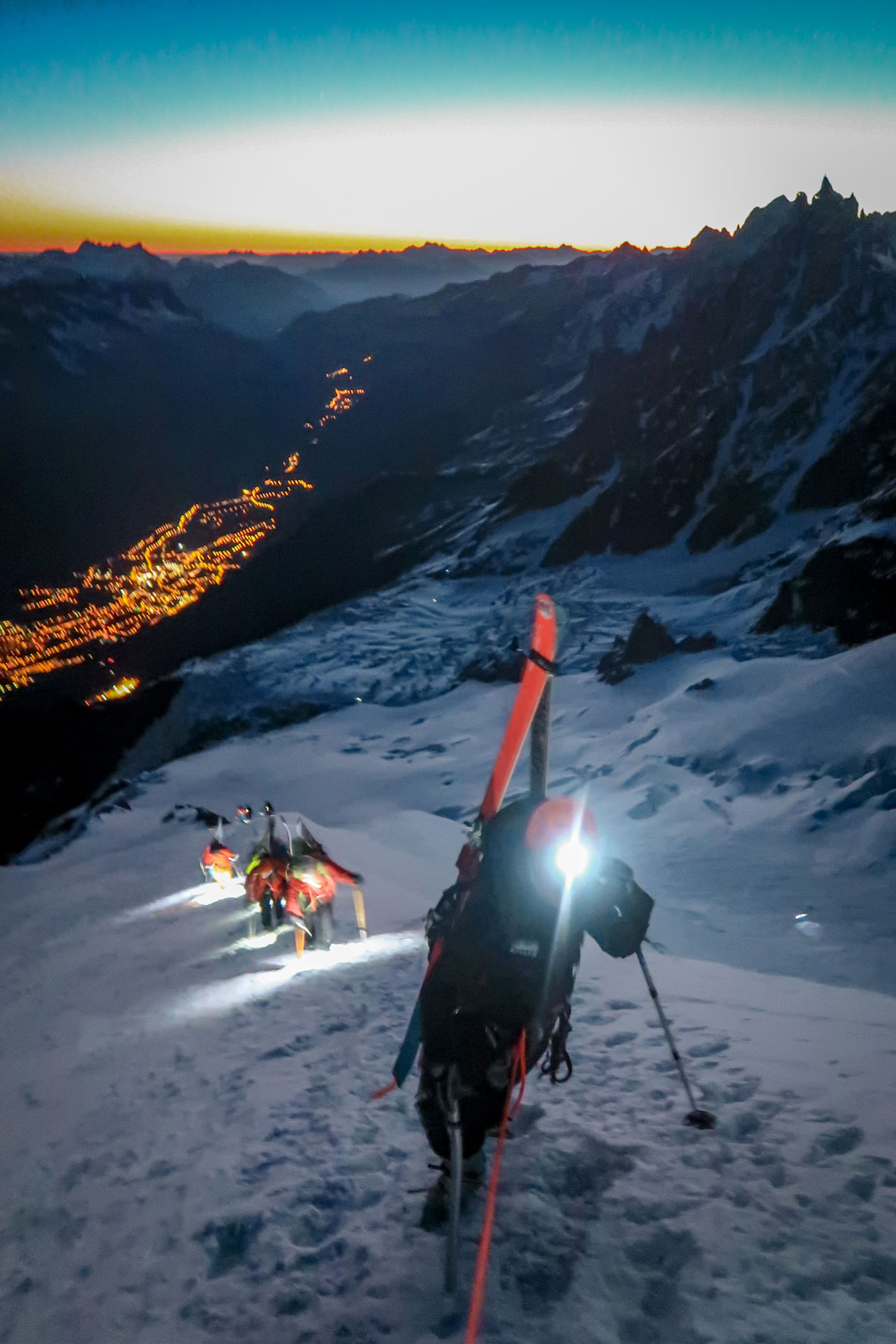 Jutranji turnosmučarski vzpon na Mont Blanc z vodnikom.