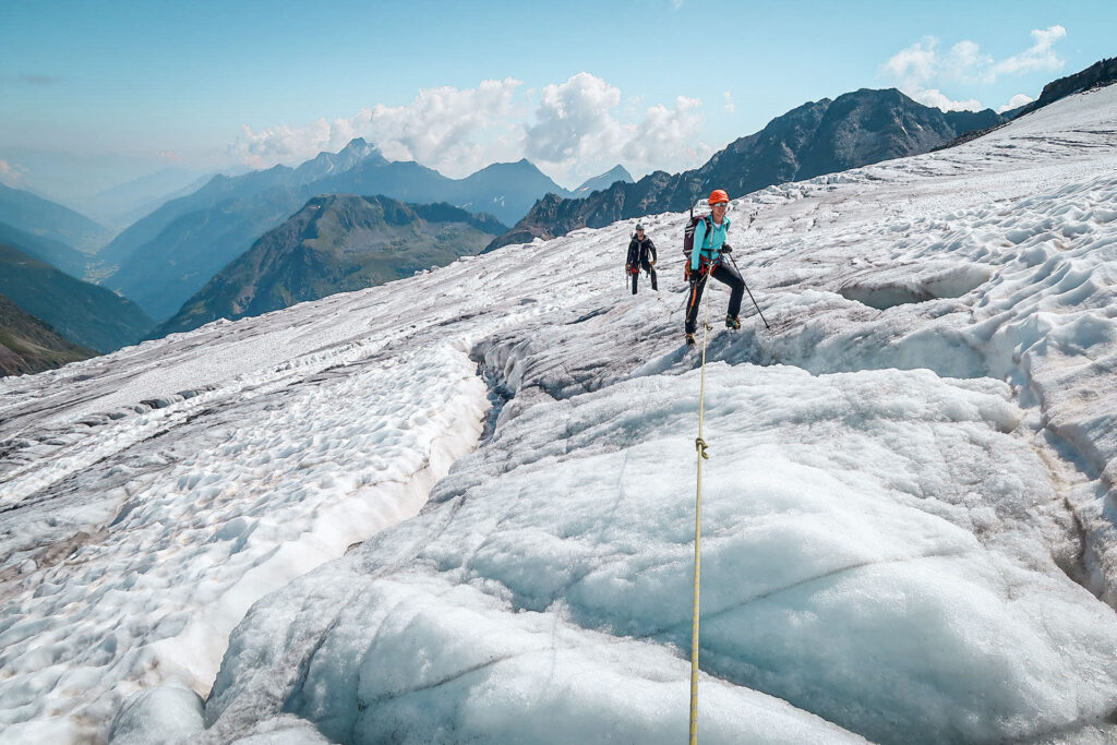 Multiday tour in Stubai Alps with the highest peaks 