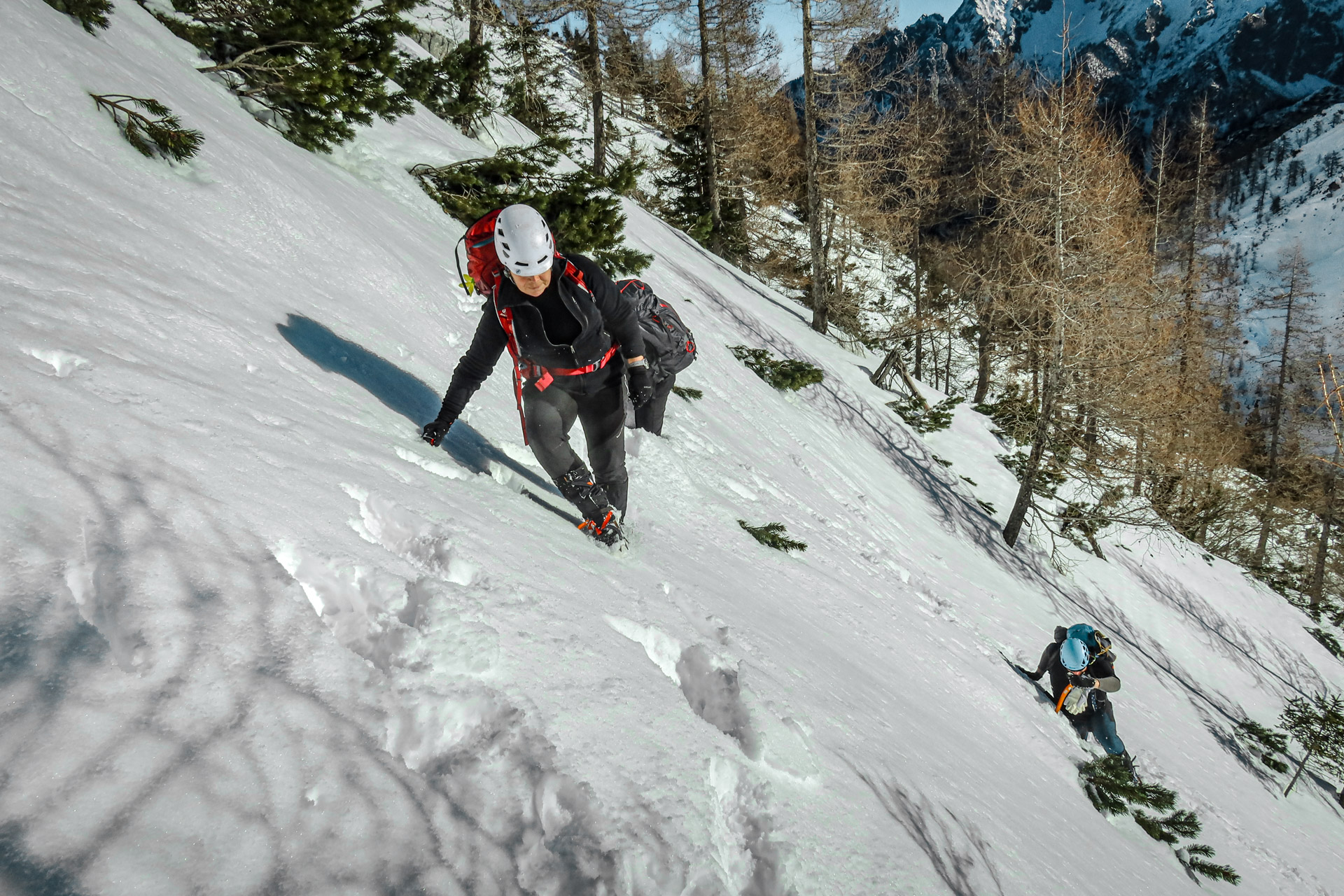 Guided winter tour in mountaineering course with IFMGA guides