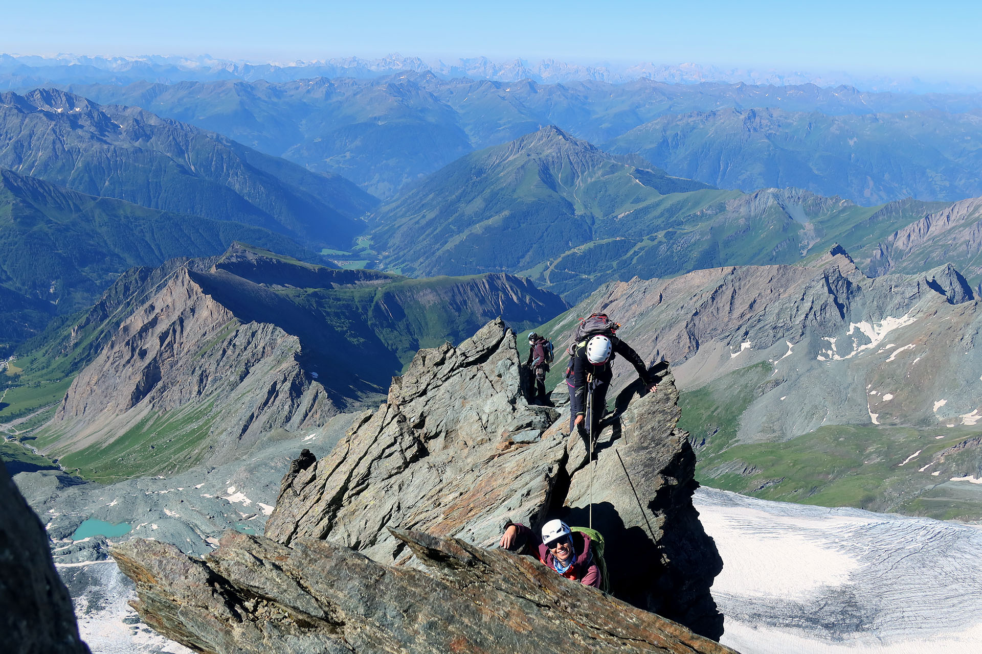 Guided tour with mountain guide across the Studlgrat ridge