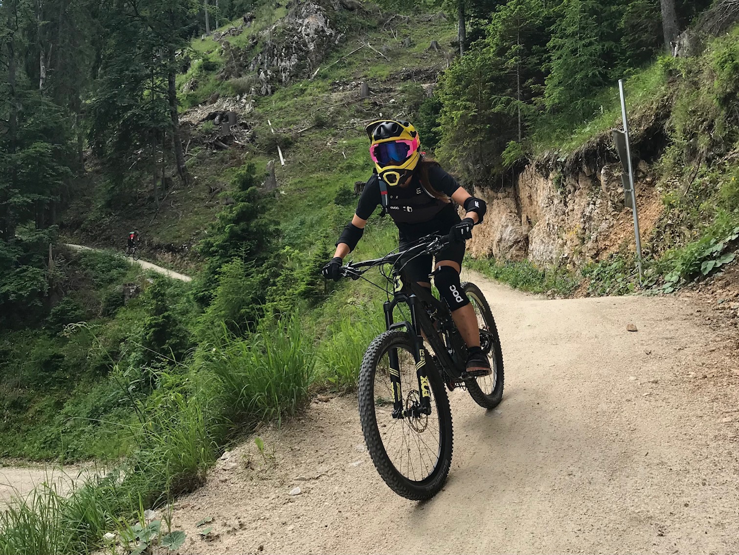 Gorskokolesarska tura na razgibanem terenu med Kanalsko dolino in Rezijo