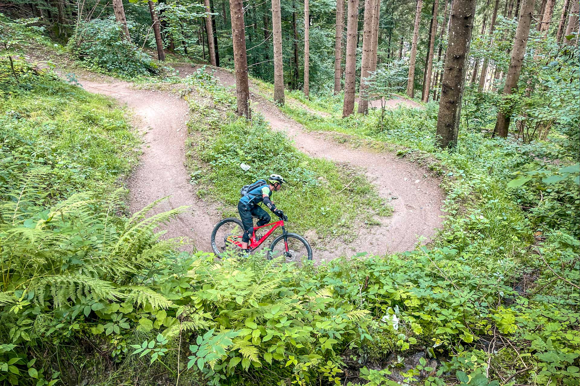 Fakker and Ossiacher lake bike arena with guided tours