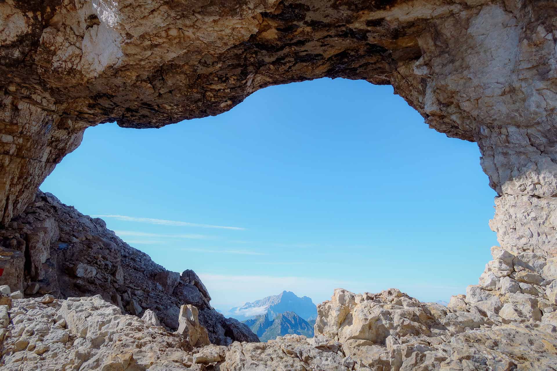 Ferata pustolovščina v Cortini d’Ampezzo – združitev narave, višine in adrenalina.