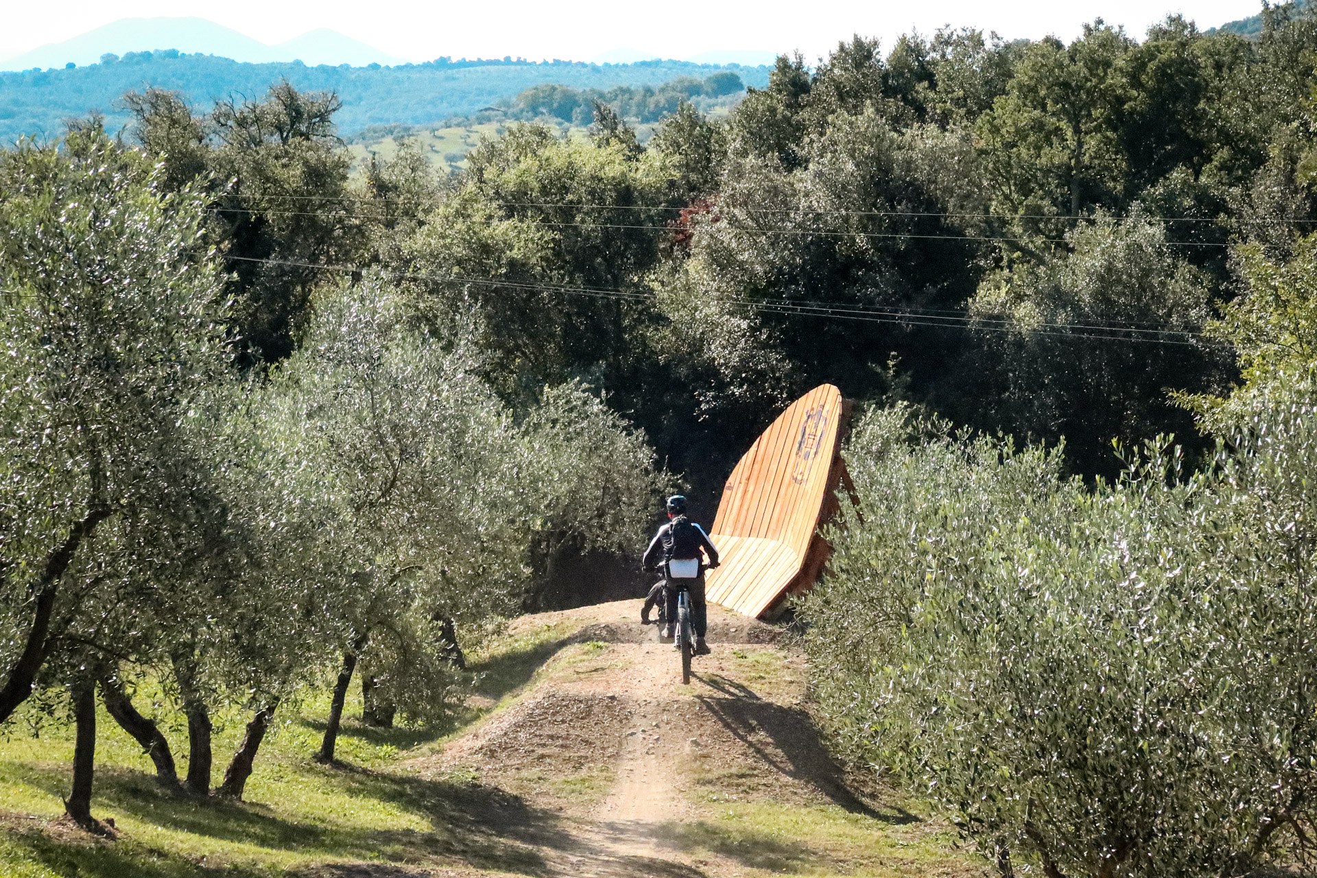 Gorskokolesarske poti v srcu Toskane.